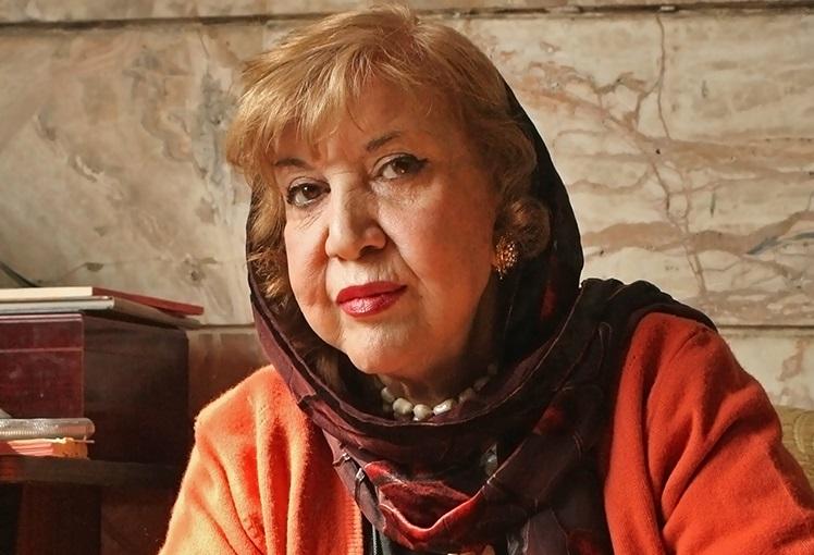 Çağdaş İran Edebiyatının Gazel Divası: Simin Behbehani